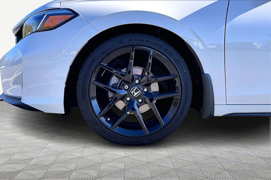 Used 2025 Honda Civic Sport image 23