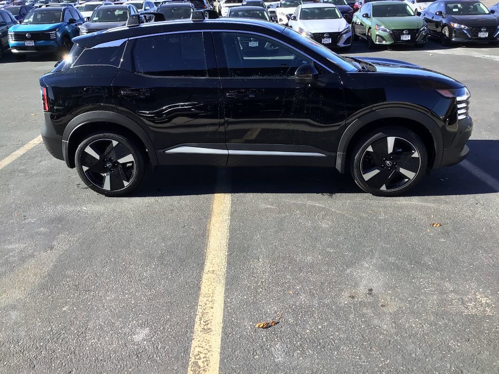 New 2026 Nissan Kicks SR w/ Cold Weather Package image 6