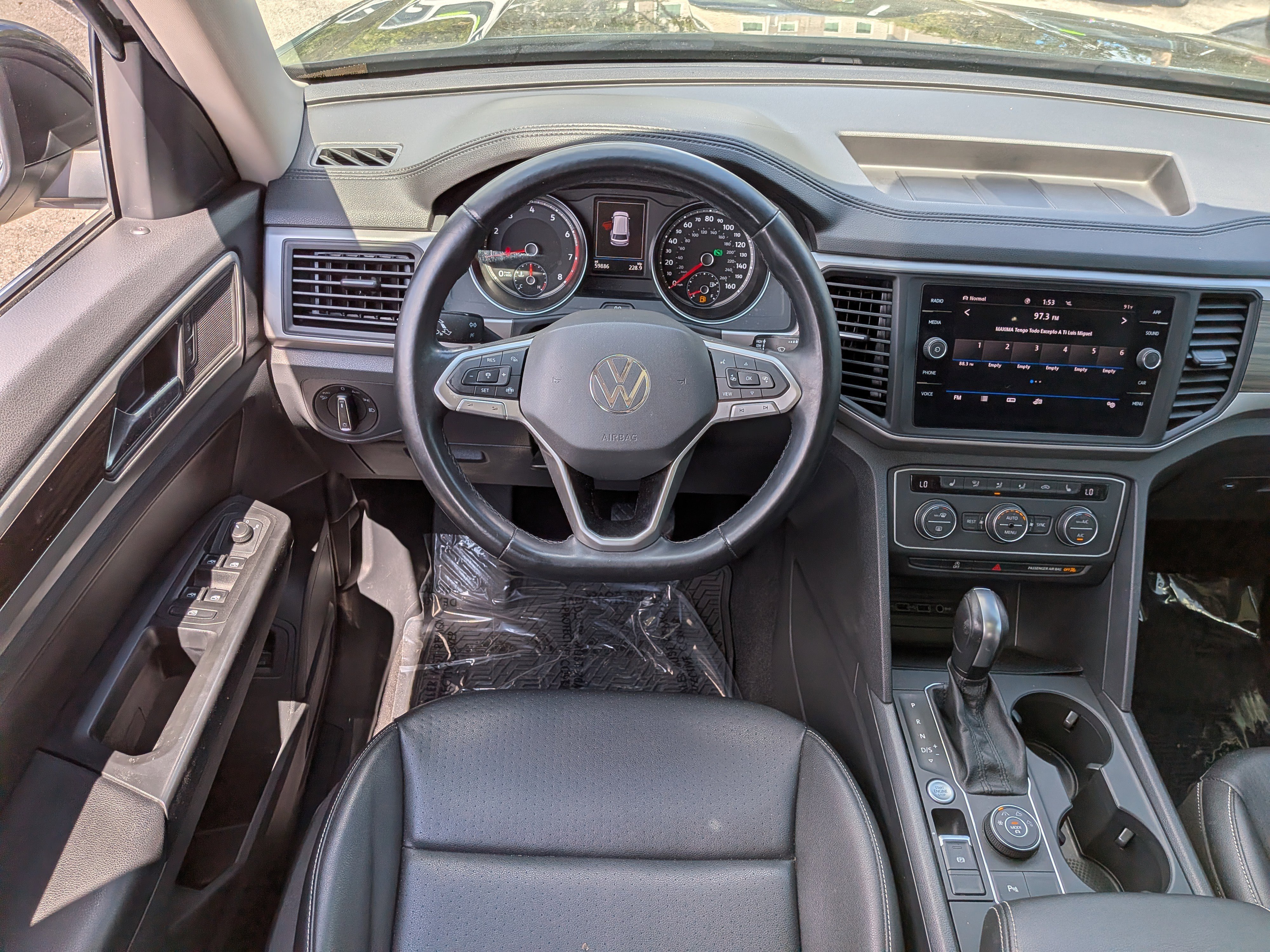 Used 2021 Volkswagen Atlas SE w/ Panoramic Sunroof Package image 19