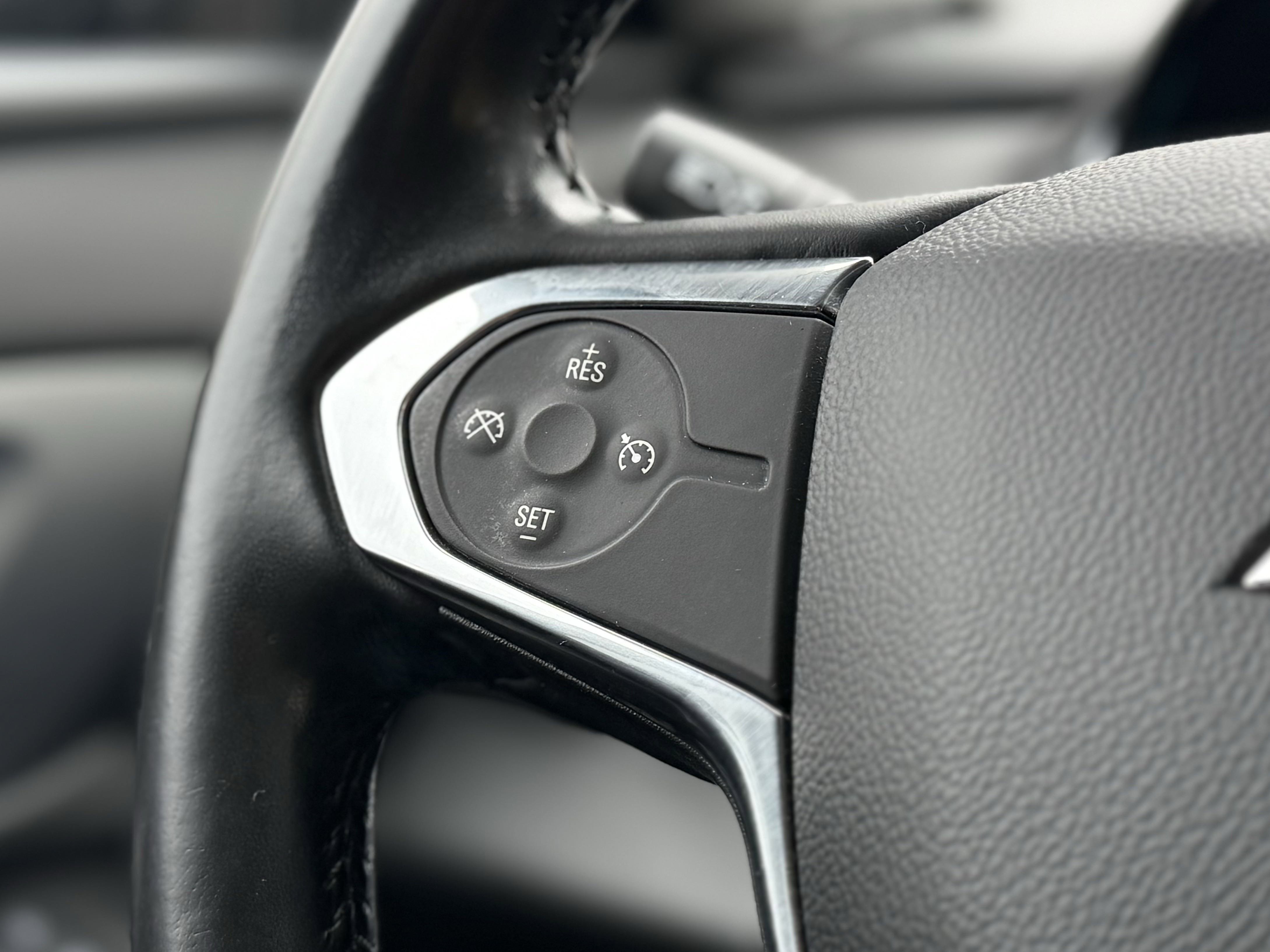 Used 2019 Chevrolet Traverse LT image 19