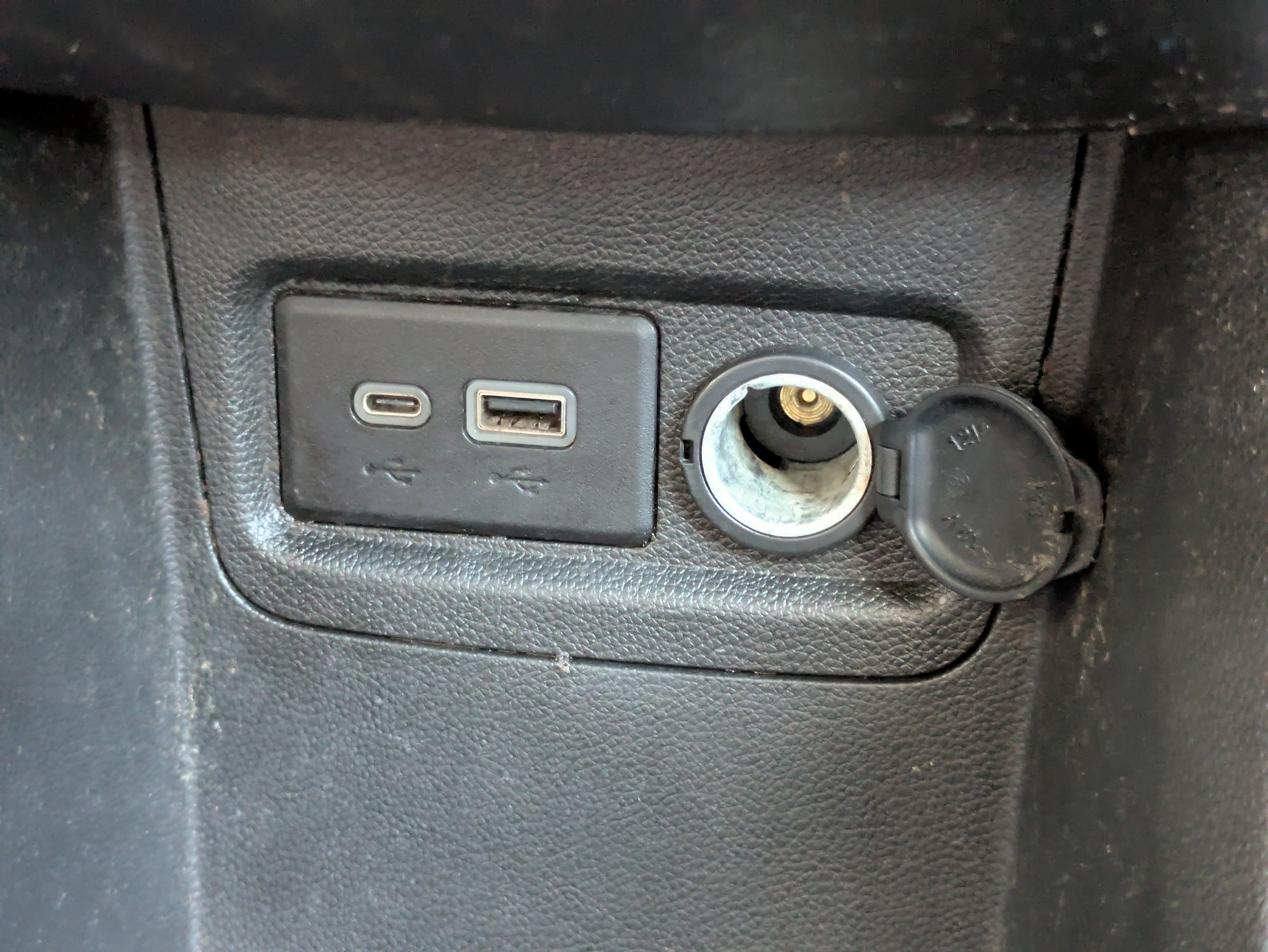 Used 2021 Chevrolet Spark LS FWD image 21