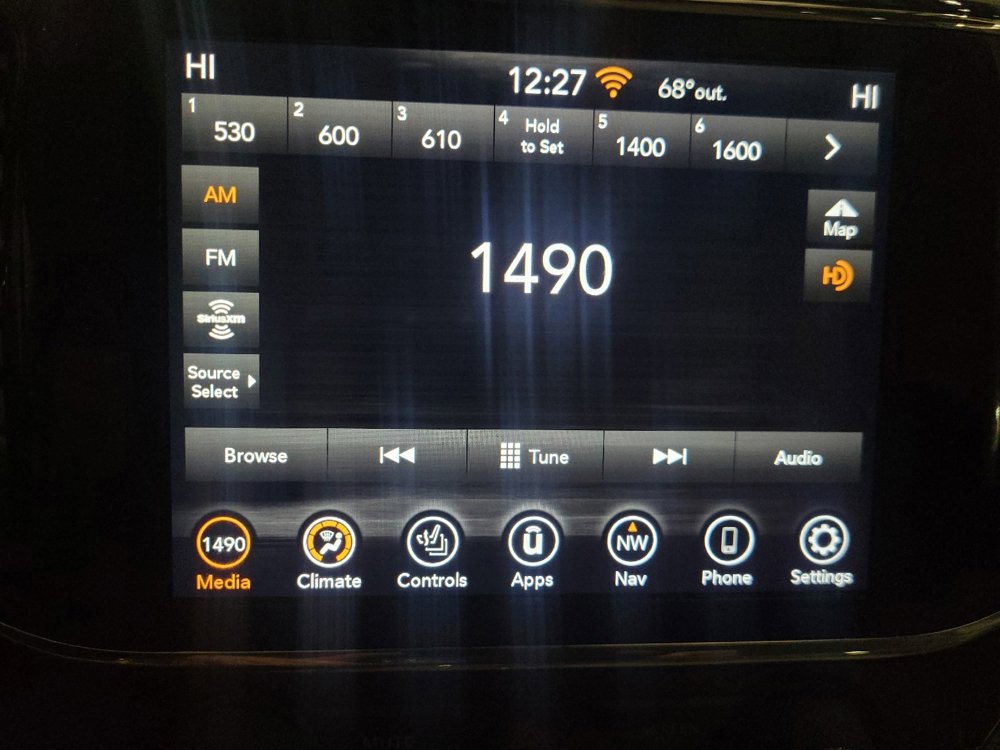 Used 2021 Jeep Grand Cherokee Limited w/ Premium Lighting Group AWD/4WD image 25