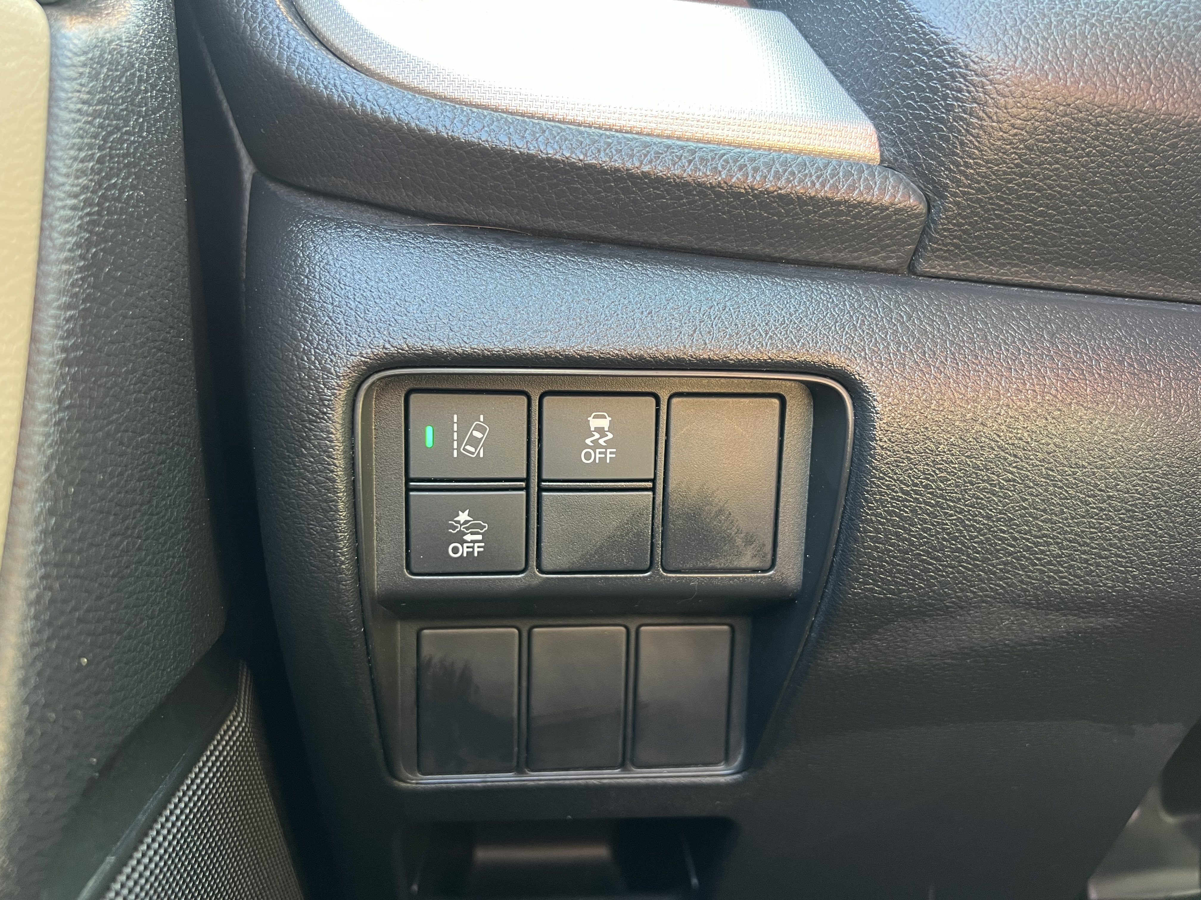 Used 2020 Honda CR-V LX image 21