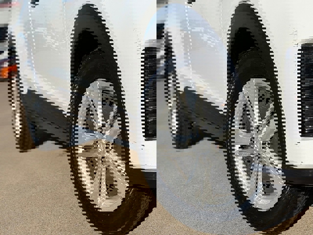 Certified 2024 Nissan Kicks S image 8