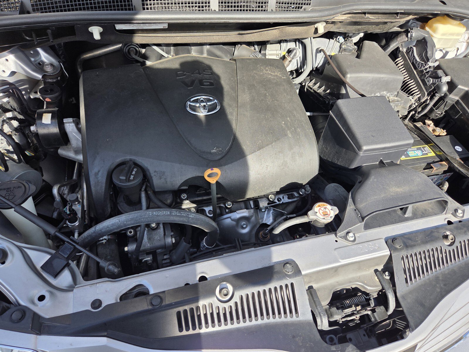 Used 2017 Toyota Sienna Limited image 19