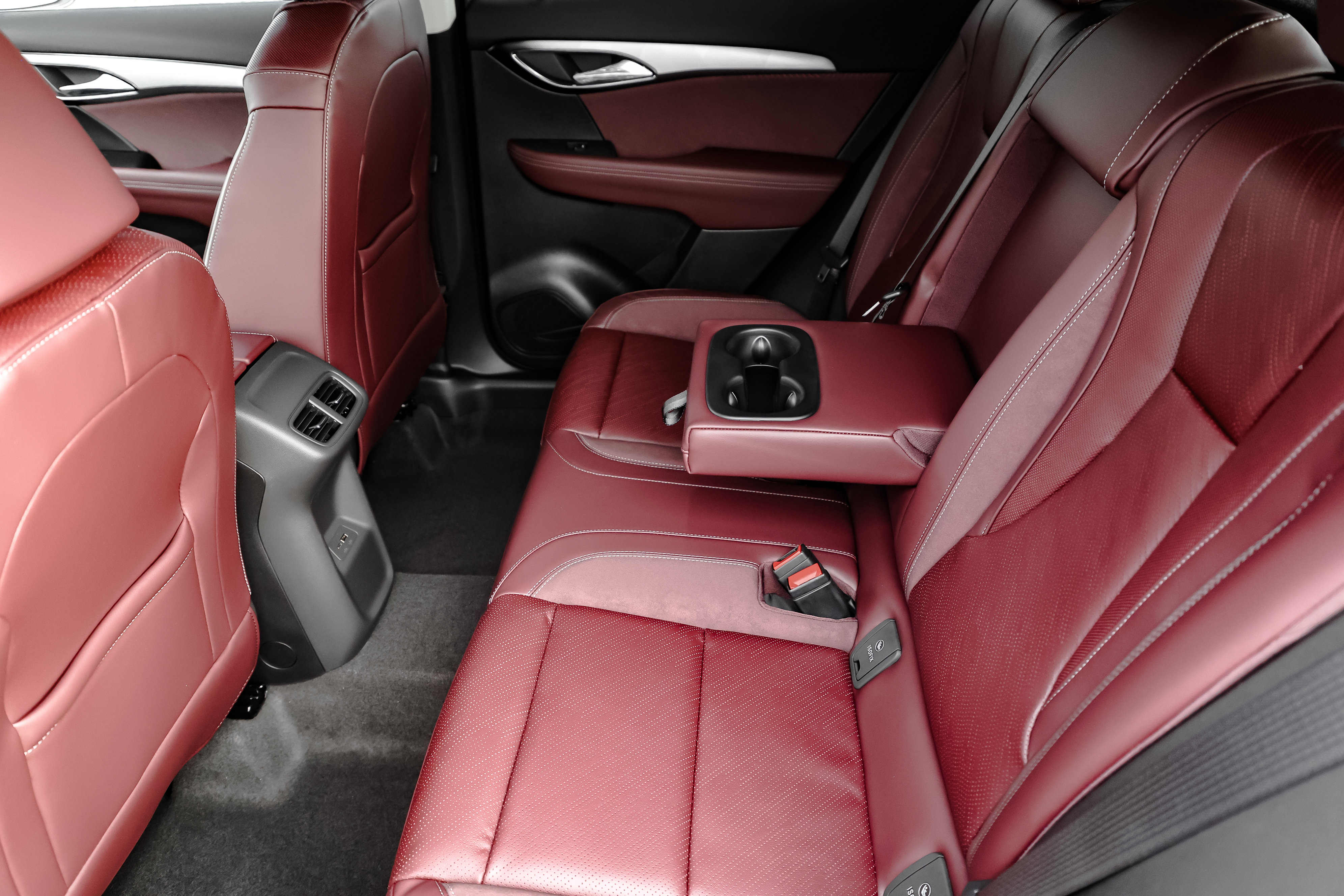 New 2026 Buick Envision Sport Touring image 19