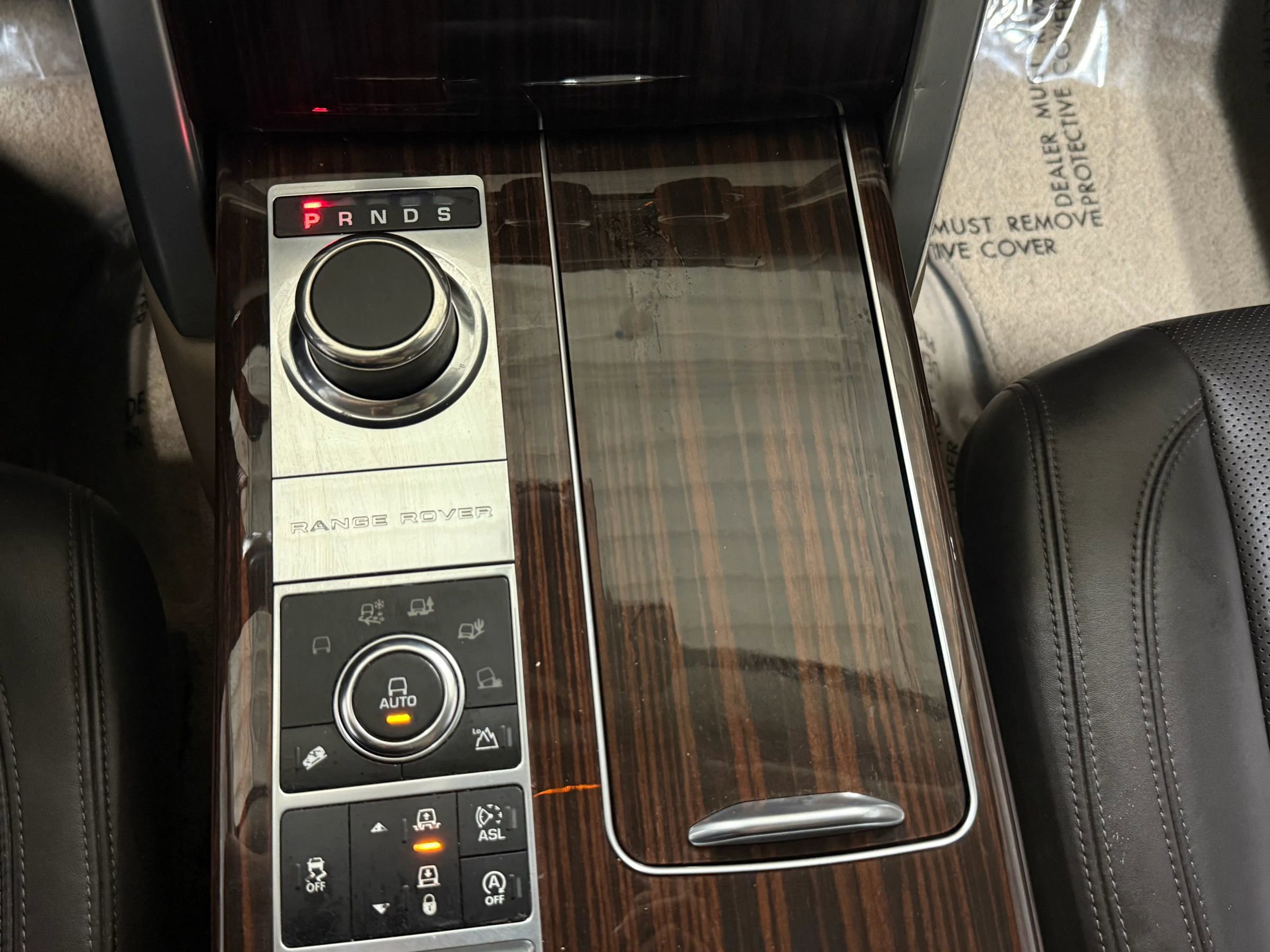 Used 2014 Land Rover Range Rover Supercharged image 20