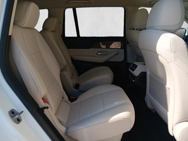 Used 2024 Mercedes-Benz GLS 450 4MATIC image 20