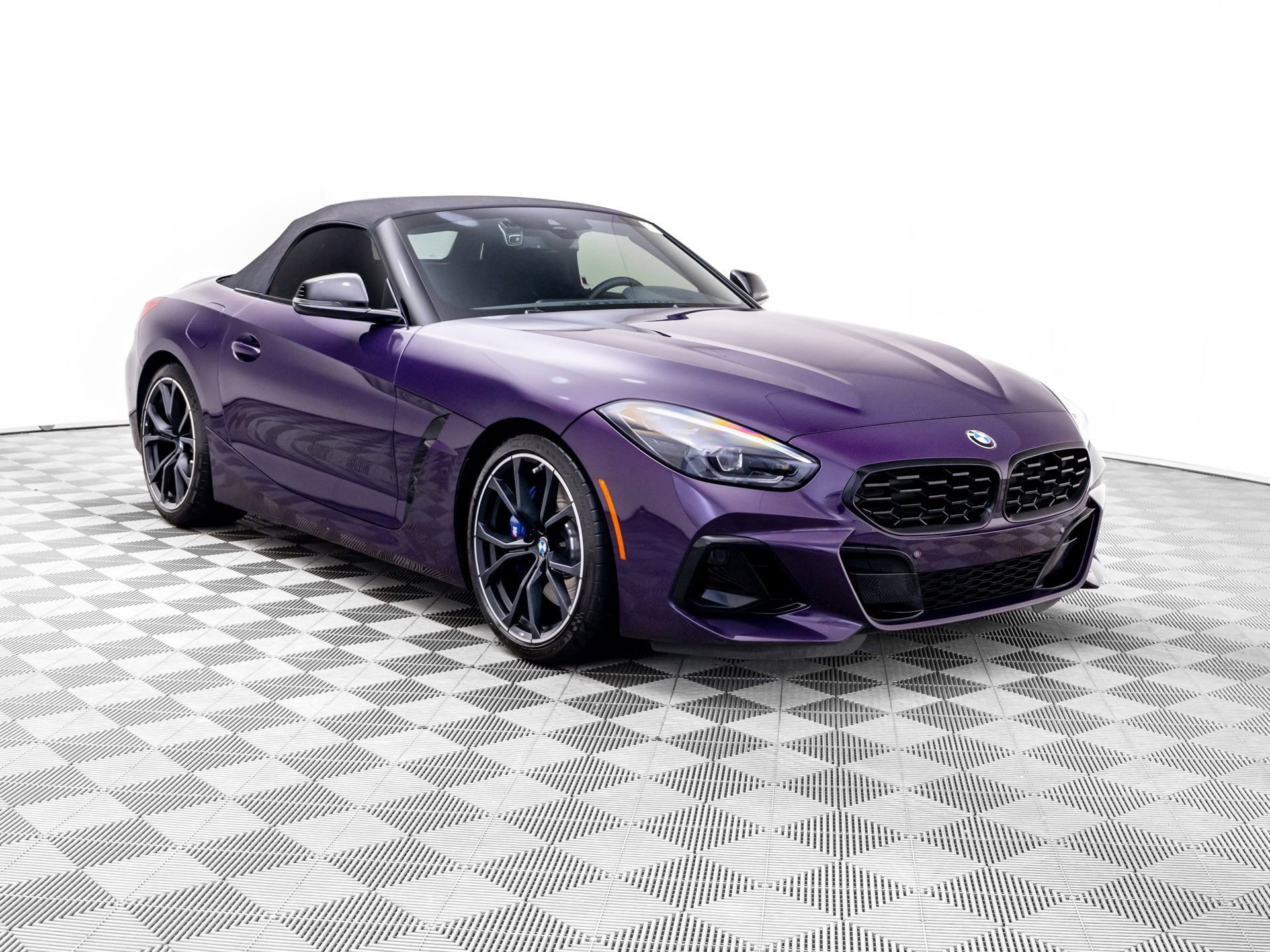 Used 2024 BMW Z4 M40i w/ Premium Package RWD image 7