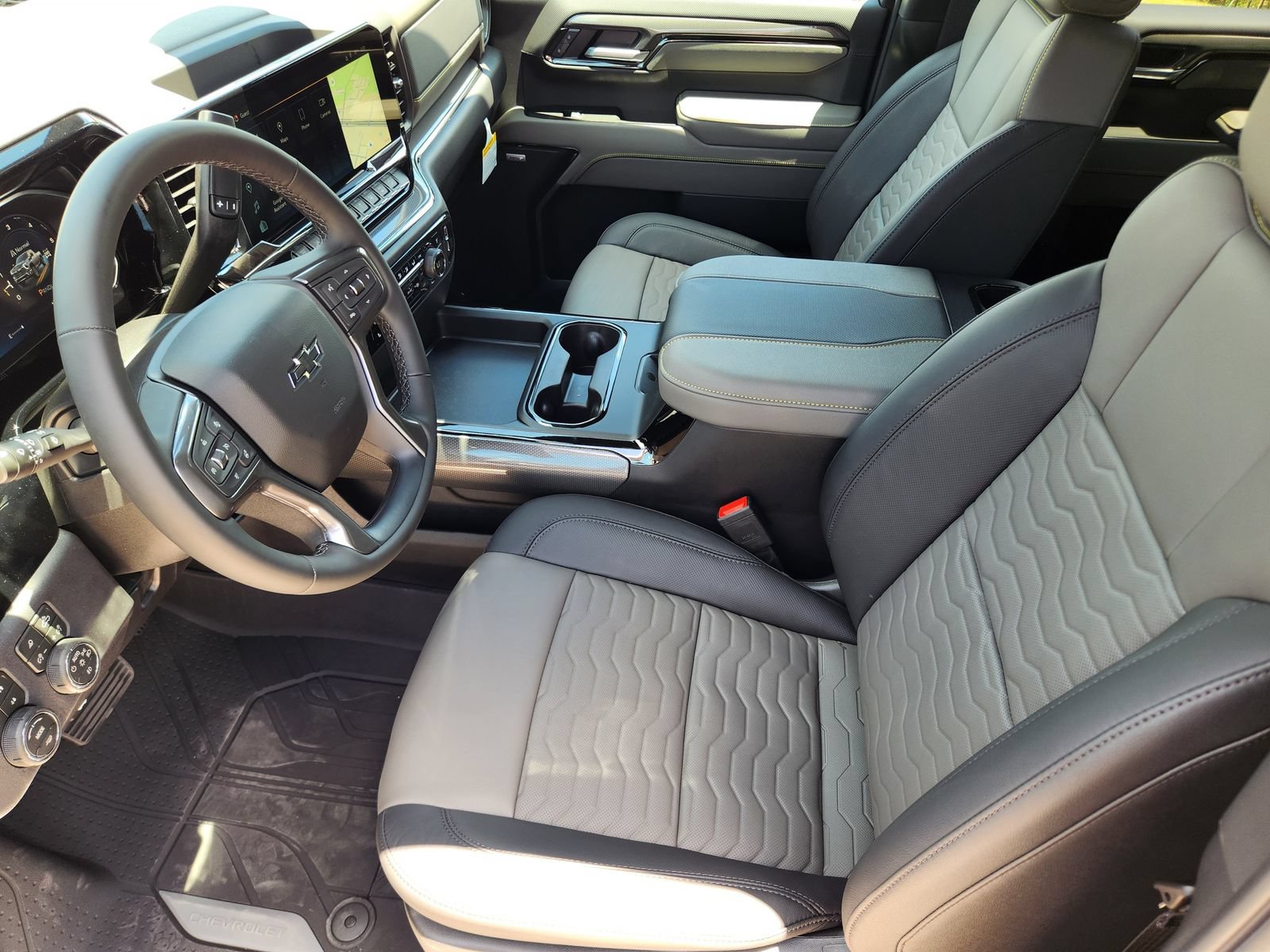 New 2026 Chevrolet Silverado 2500 ZR2 AWD/4WD image 13