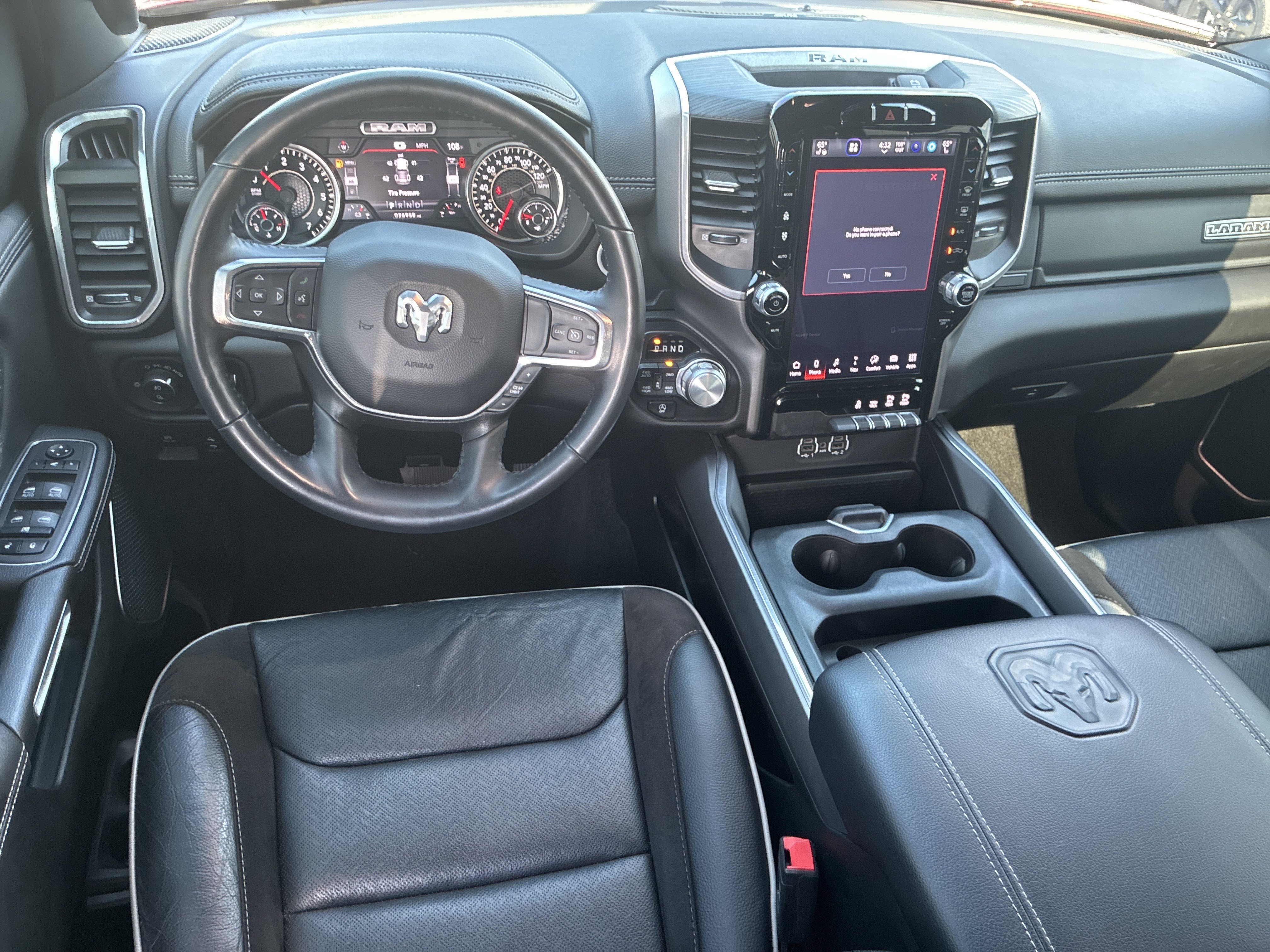 Used 2023 RAM 1500 Laramie AWD/4WD image 32