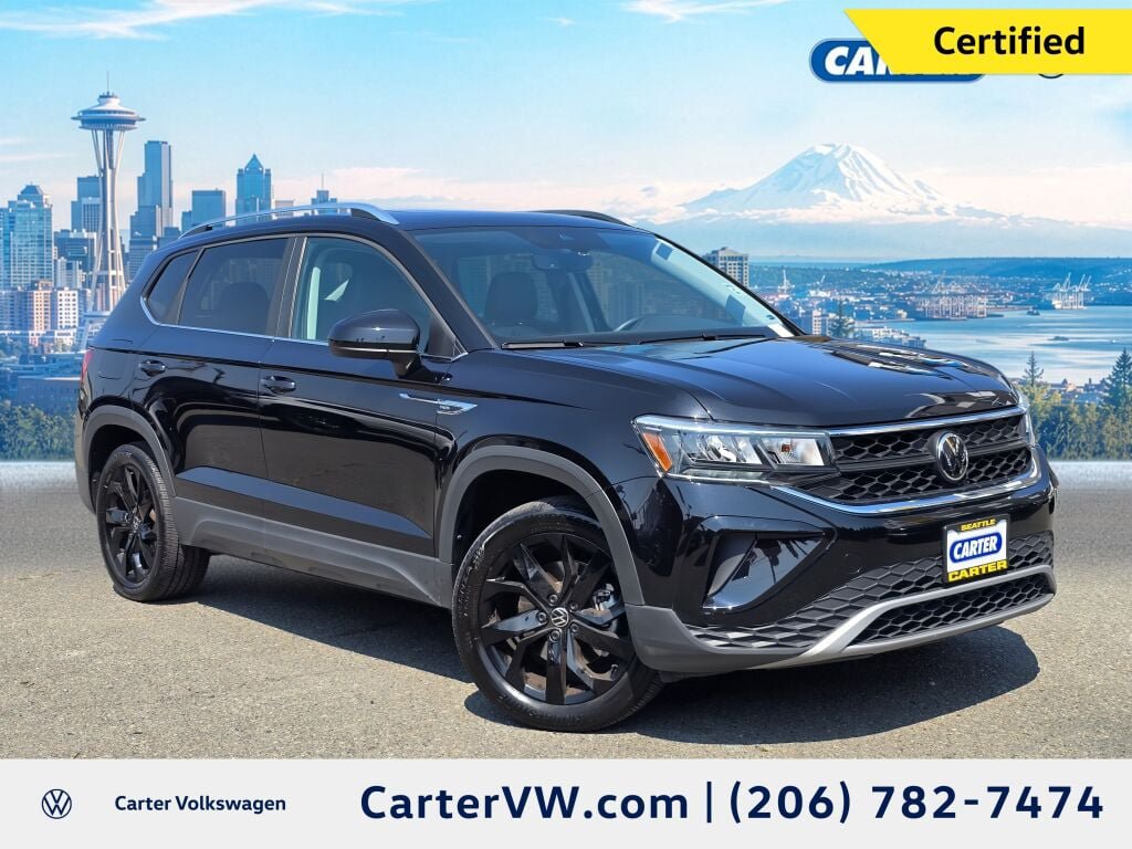 Used 2023 Volkswagen Taos SE w/ Panoramic Sunroof Package