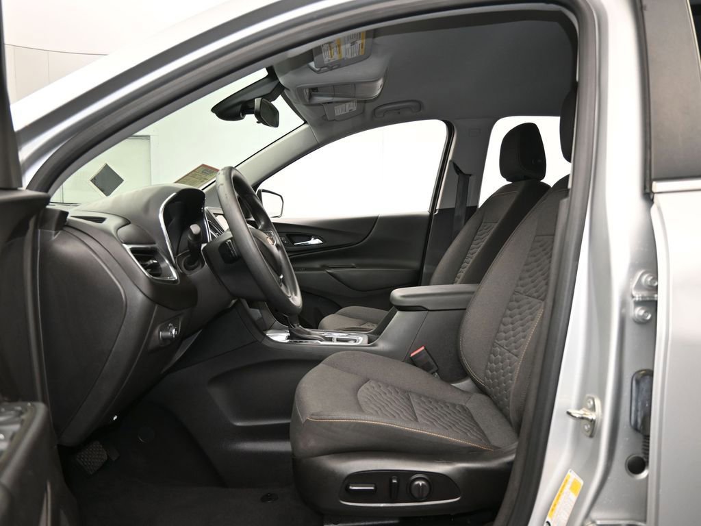 Used 2021 Chevrolet Equinox LT FWD image 11