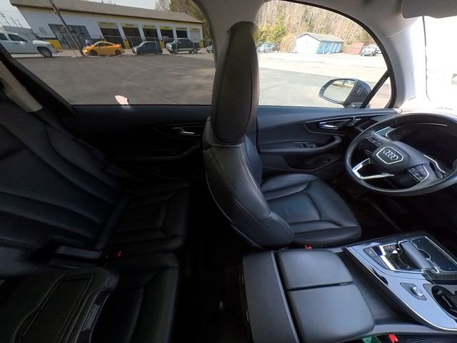 Used 2019 Audi Q7 3.0T Premium Plus w/ Premium Plus Package AWD/4WD image 34