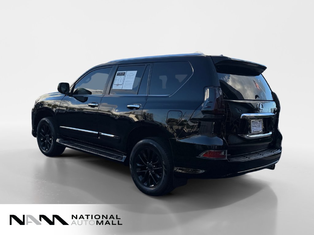 Used 2017 Lexus GX 460 Premium w/ Premium Package AWD/4WD image 3