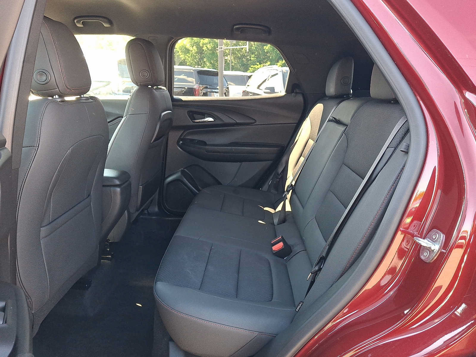 Used 2023 Chevrolet TrailBlazer RS FWD image 11