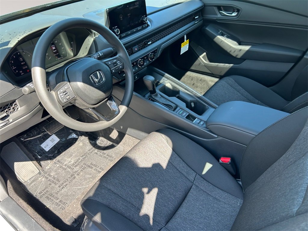 New 2025 Honda Accord SE image 10