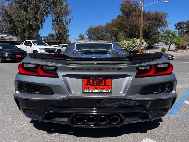 Used 2024 Chevrolet Corvette Z06 RWD image 9