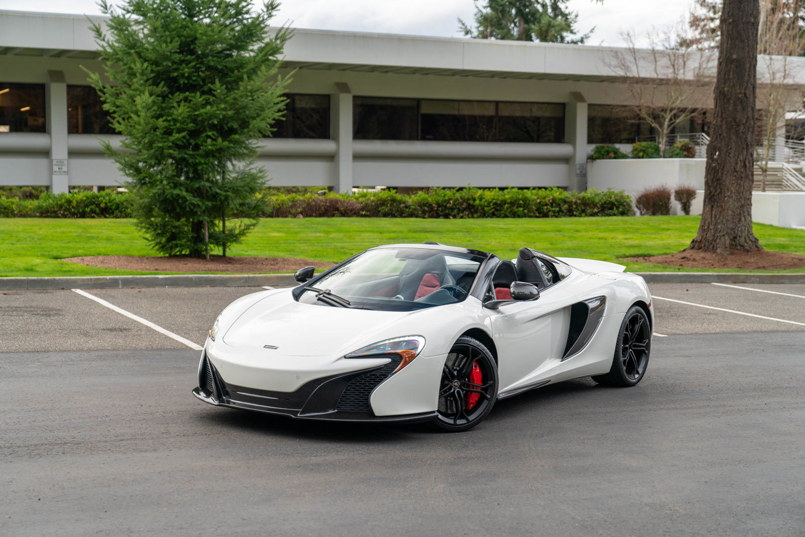 Used 2016 McLaren 650S Spider RWD image 61