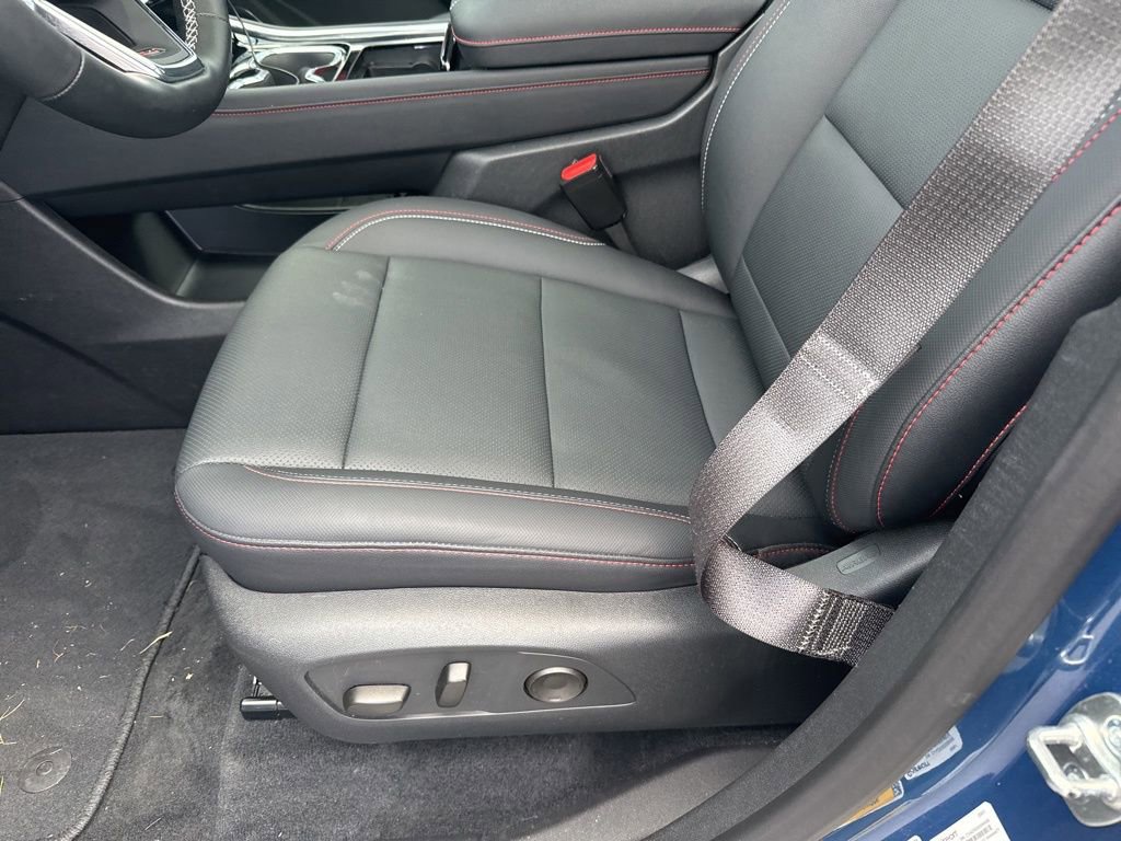 Used 2024 Chevrolet Traverse Z71 w/ Enhanced Driving Package image 19