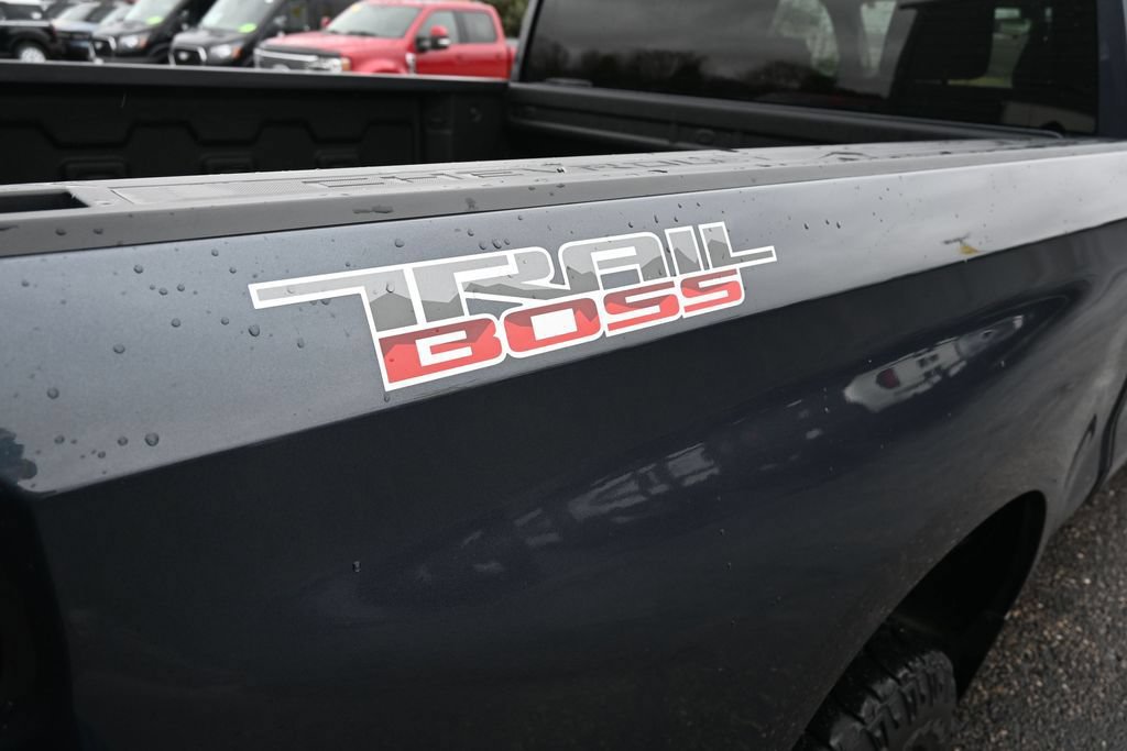 Used 2022 Chevrolet Silverado 1500 LT Trail Boss w/ Safety Package AWD/4WD image 16