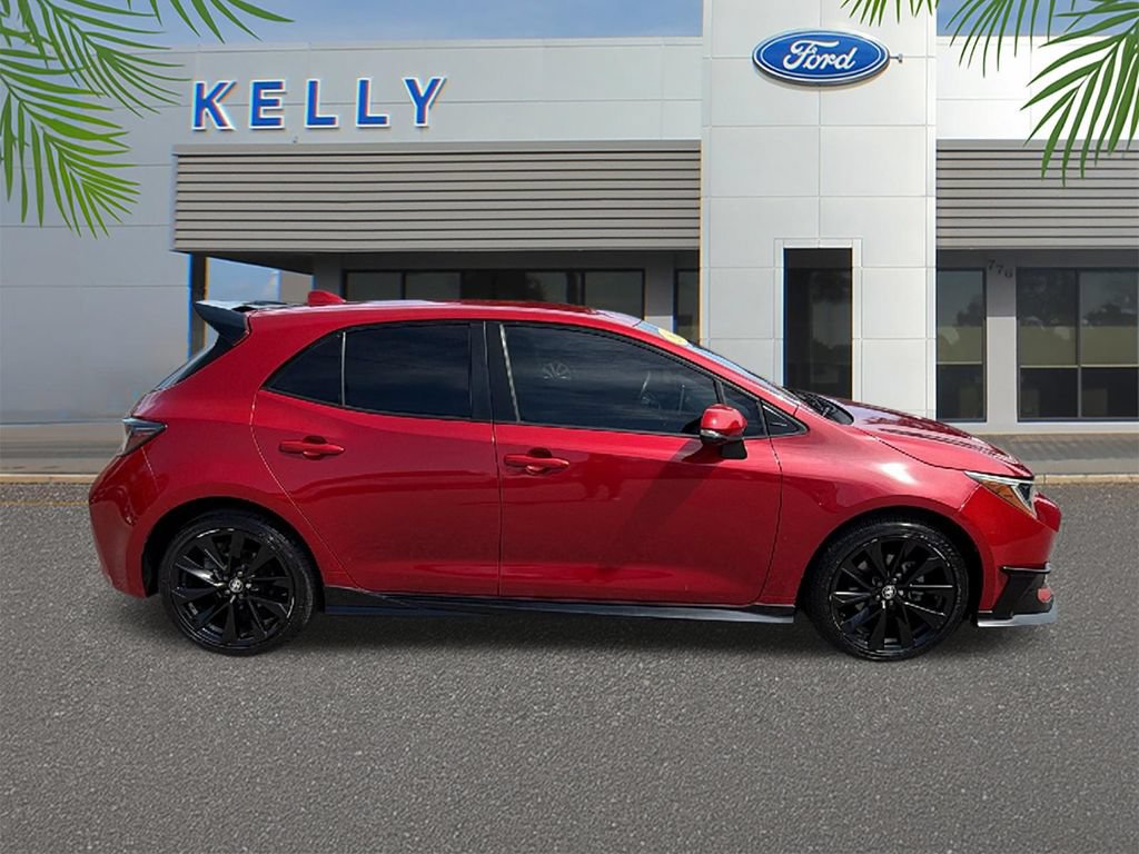 Used 2021 Toyota Corolla SE w/ Special Edition FWD image 6