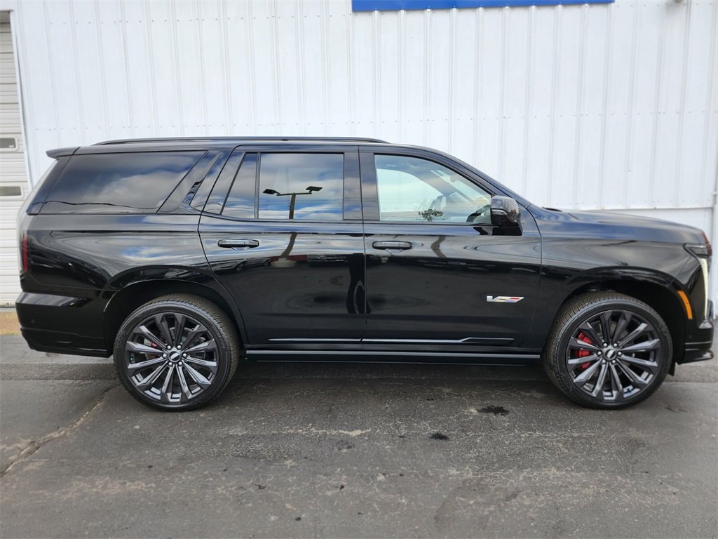 Used 2025 Cadillac Escalade V image 6