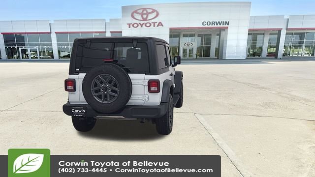 Used 2025 Jeep Wrangler Sport image 12