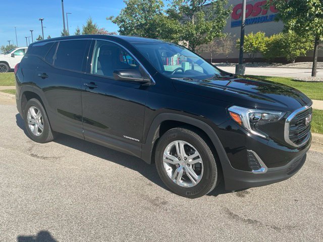 Used 2020 GMC Terrain SLE FWD image 2
