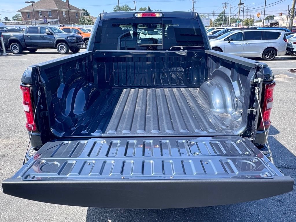 New 2026 RAM 1500 Laramie w/ Night Edition AWD/4WD image 7