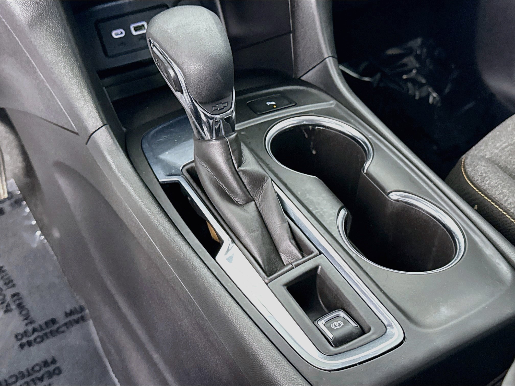 Used 2023 Chevrolet Equinox LT FWD image 18