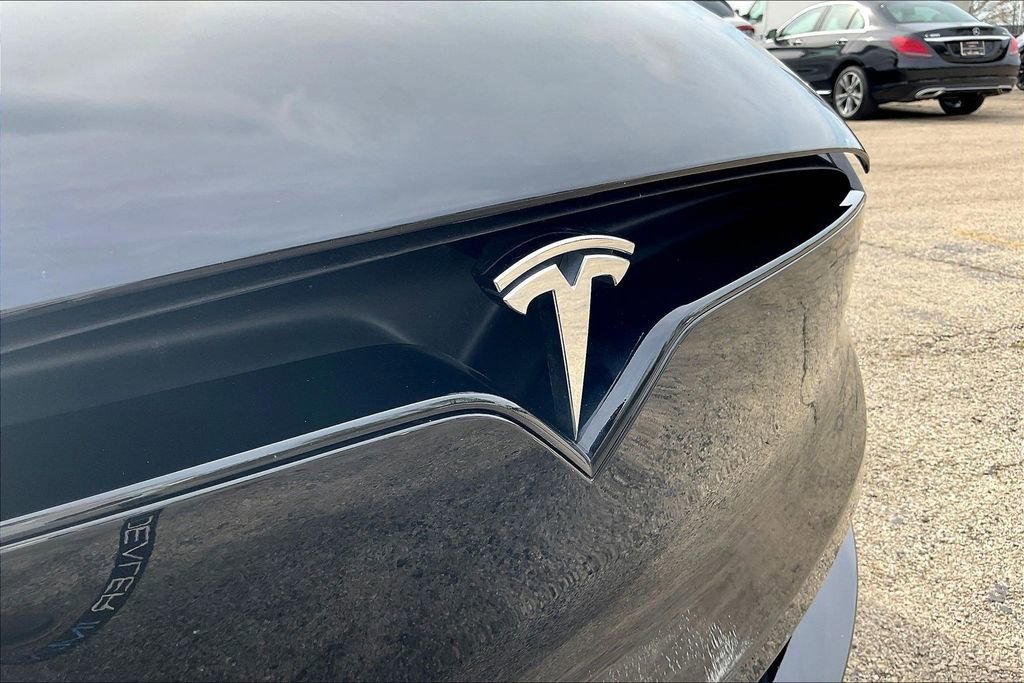 Used 2023 Tesla Model X Plaid image 33
