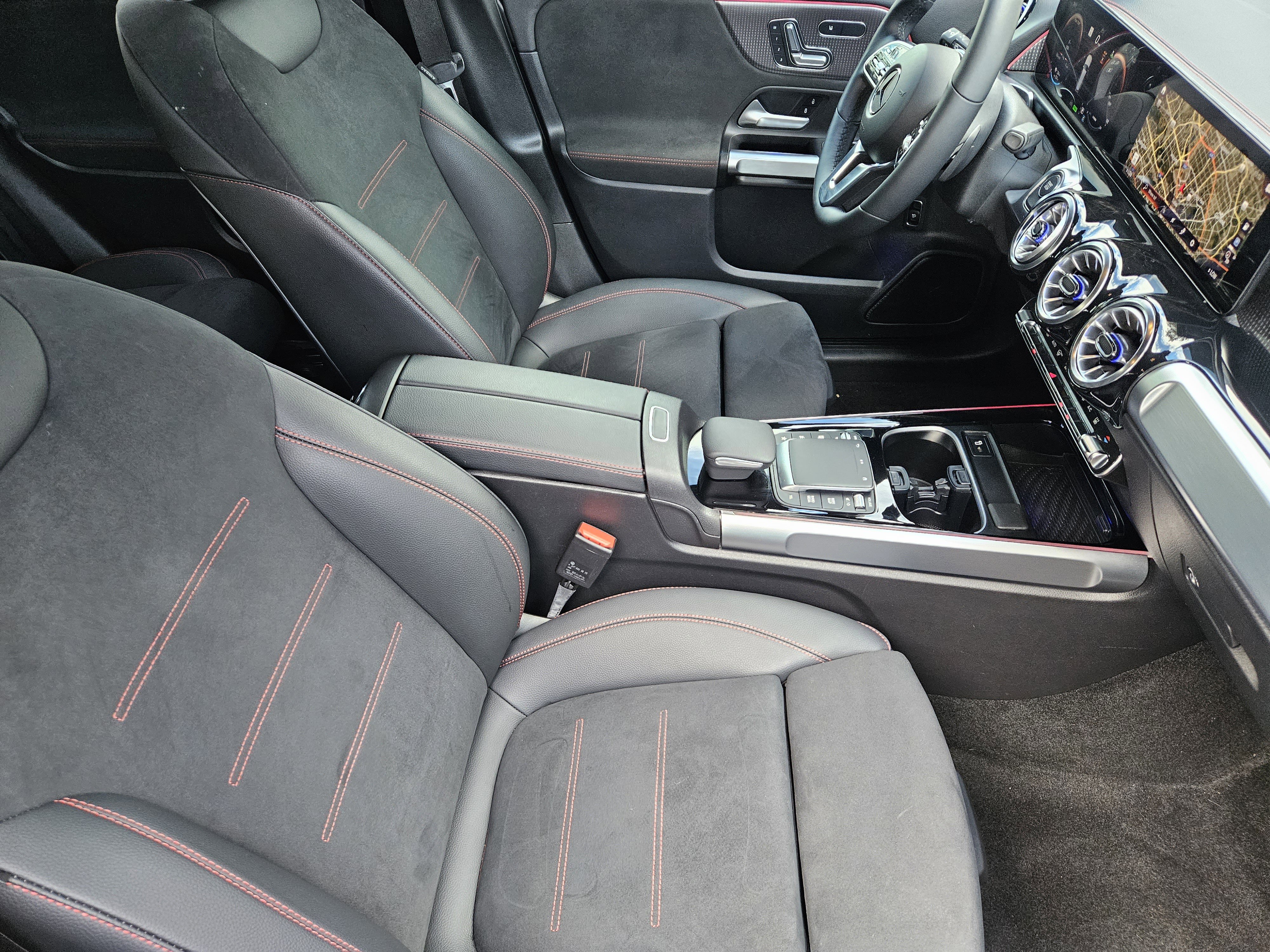 Certified 2023 Mercedes-Benz EQB 300 4MATIC image 15