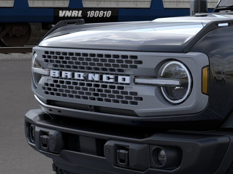 New 2026 Ford Bronco Badlands AWD/4WD image 18