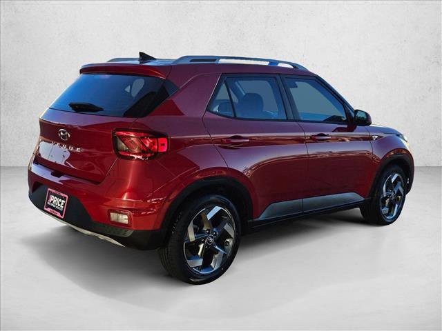 Used 2022 Hyundai Venue SEL w/ Cargo Package image 5