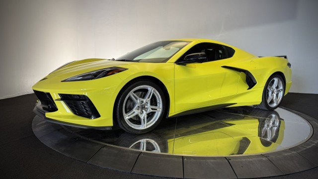 Used 2024 Chevrolet Corvette Stingray Premium Cpe w/ Z51 Performance Package RWD image 21
