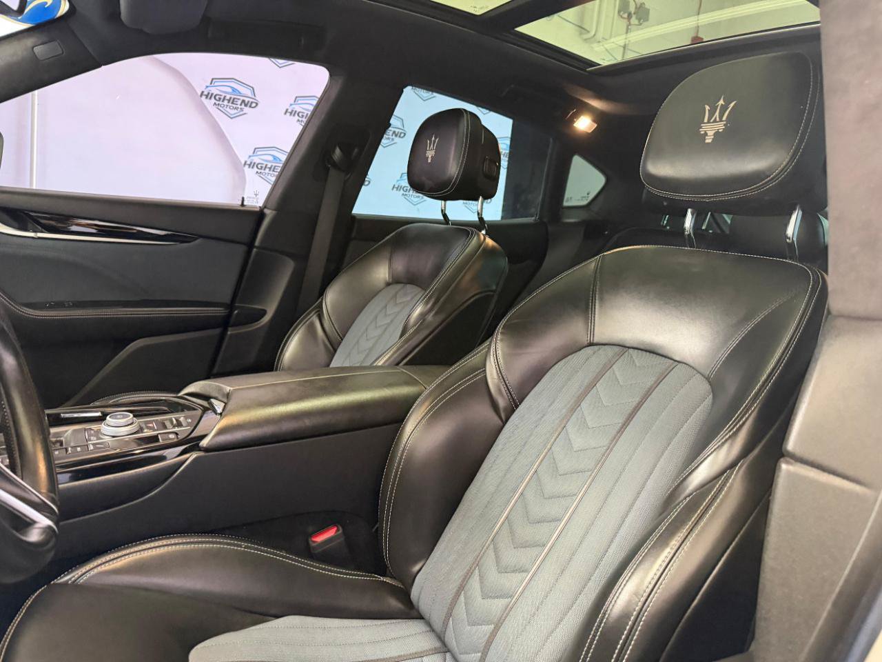 Used 2023 Maserati Levante GT AWD/4WD image 16