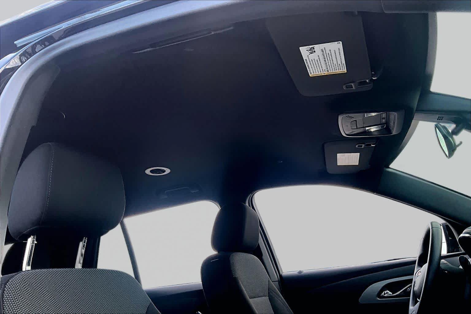 Used 2023 Chevrolet Traverse LT FWD image 14