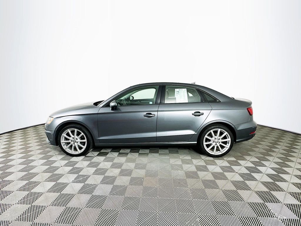 Used 2016 Audi A3 2.0T Premium image 5