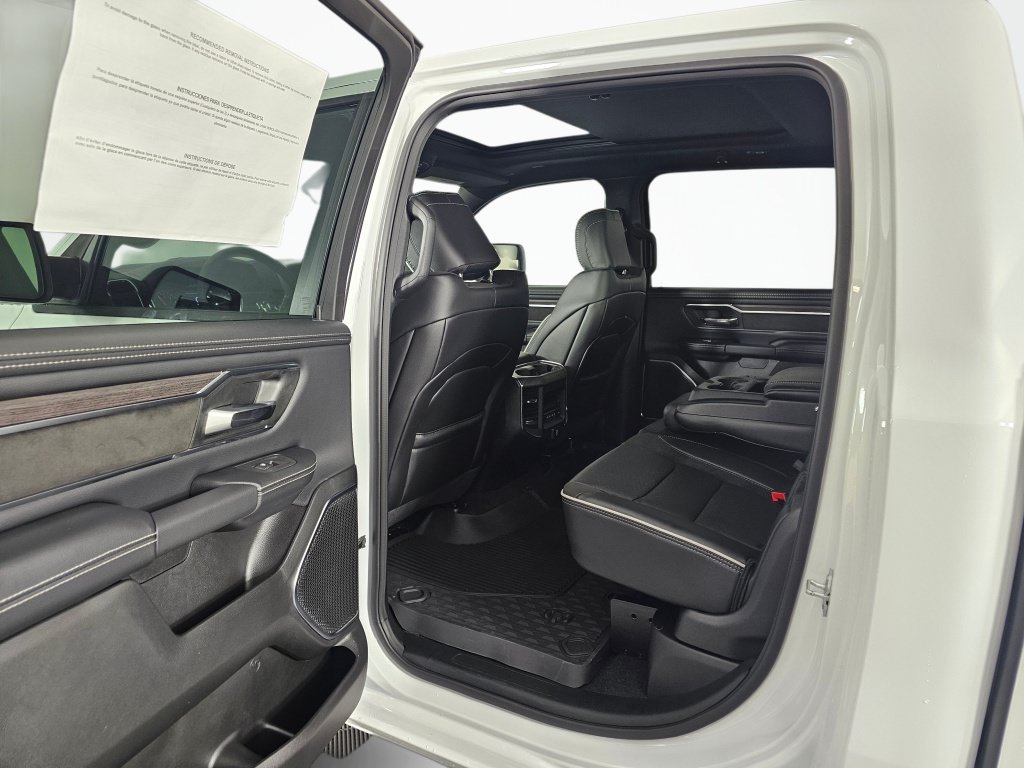 New 2026 RAM 1500 Laramie w/ Laramie Preferred Package AWD/4WD image 35