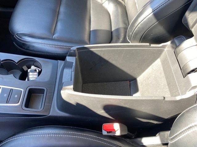 Used 2024 Ford Escape Platinum AWD/4WD image 13