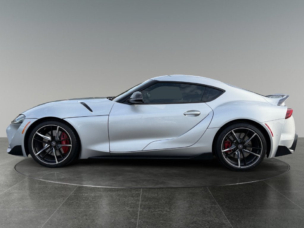 Used 2021 Toyota Supra Premium w/ Driver Assist Package RWD image 5