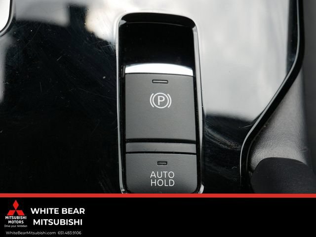 Used 2025 Mitsubishi Outlander SE AWD/4WD image 26
