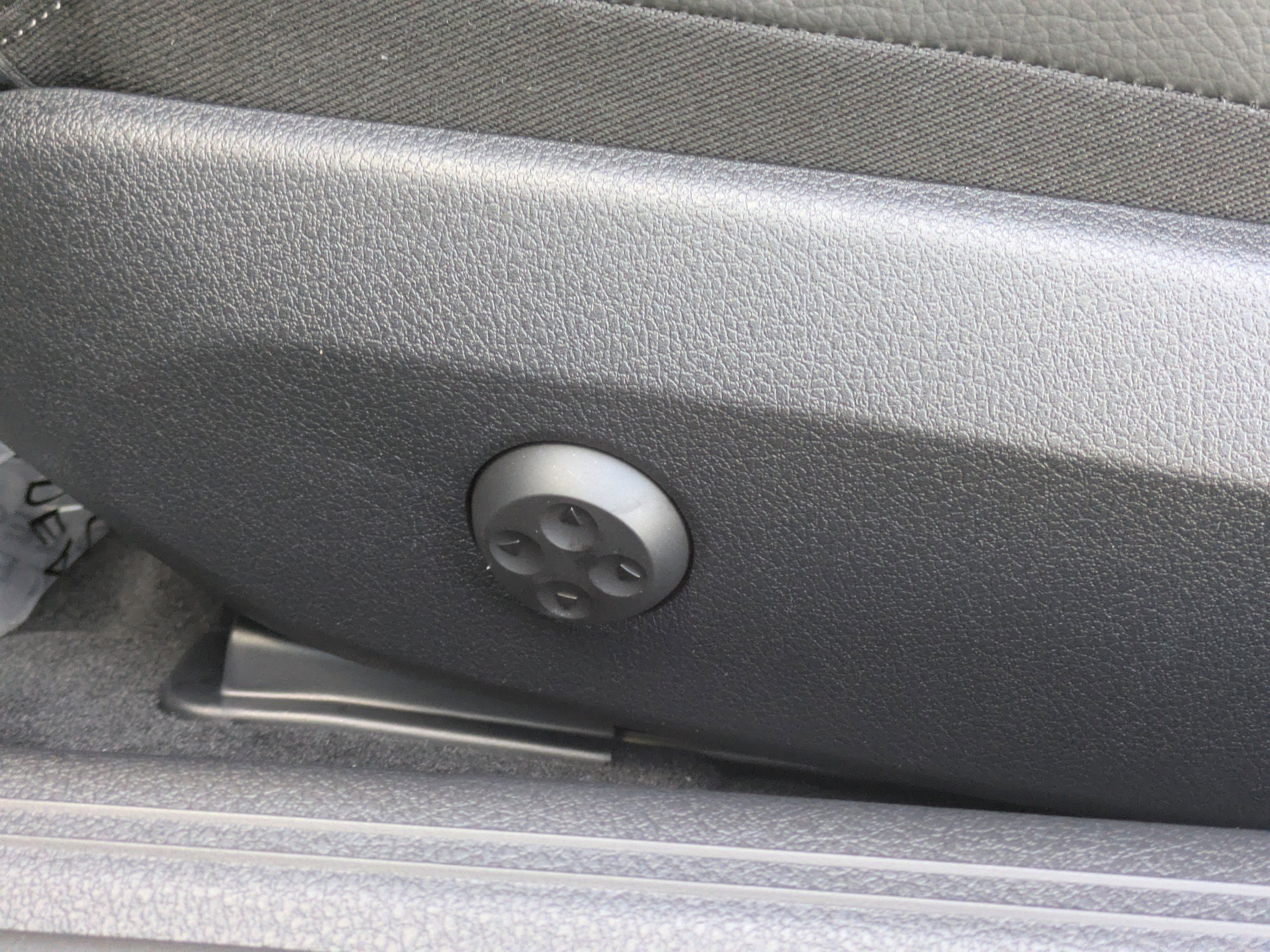 New 2026 Mercedes-Benz CLE 300 4MATIC Cabriolet image 26