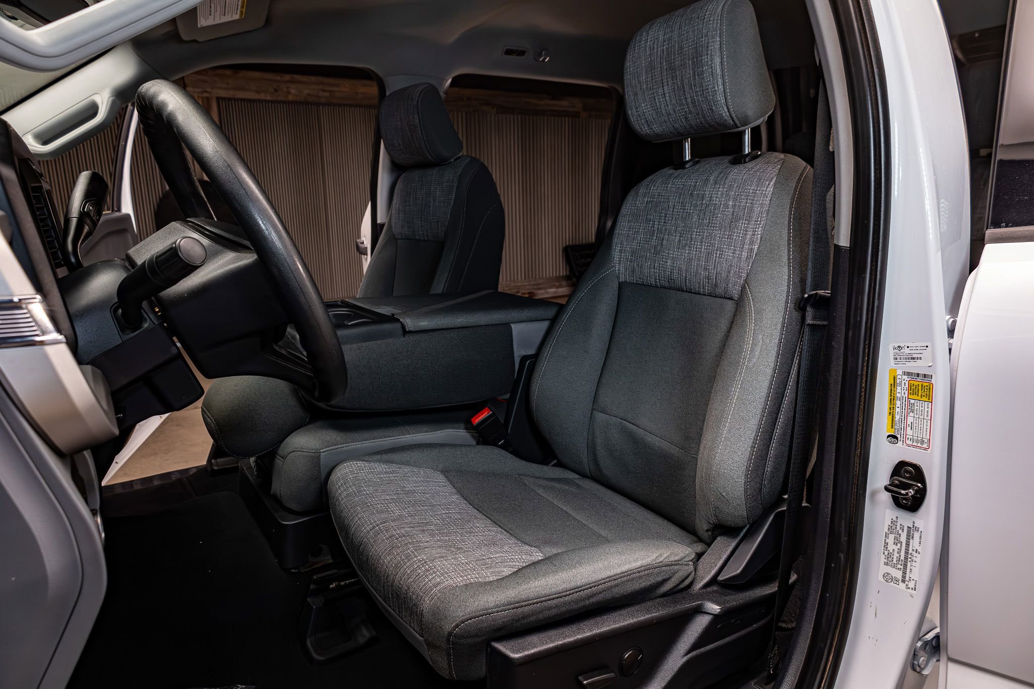 Used 2023 Ford F350 XLT image 19