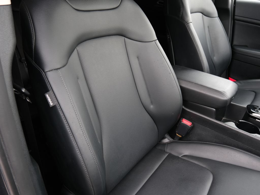 Used 2024 Kia Sportage EX FWD image 30