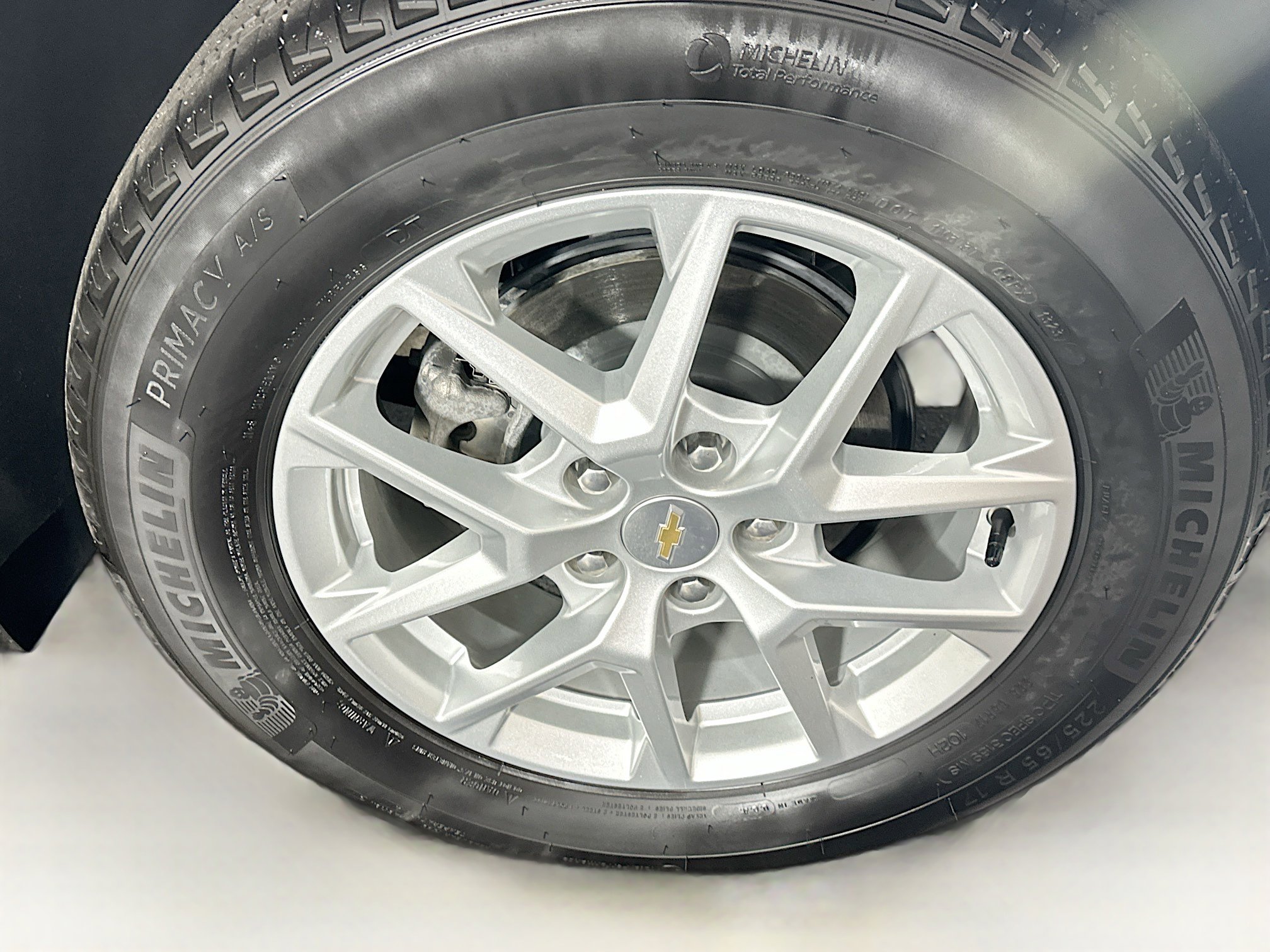 Used 2024 Chevrolet Equinox LT image 11