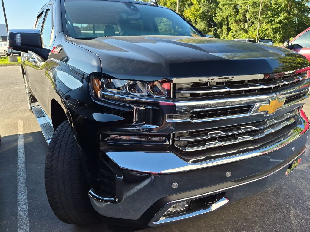 Used 2021 Chevrolet Silverado 1500 LTZ w/ LTZ Premium Package AWD/4WD image 14