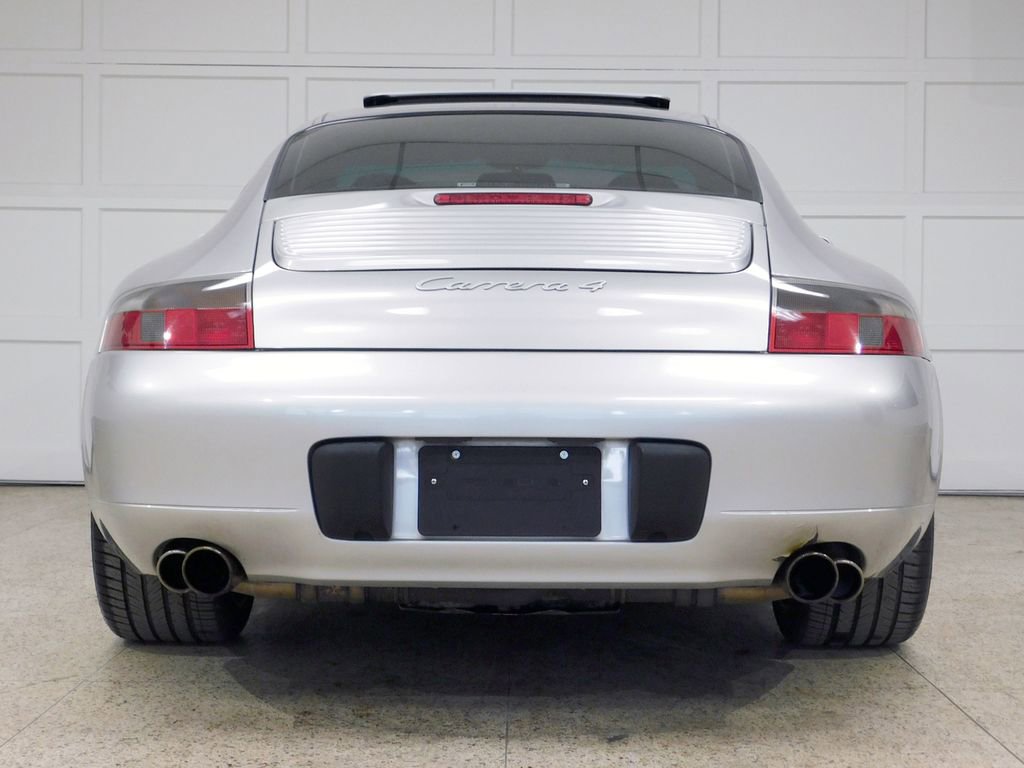 Used 2001 Porsche 911 Carrera 4 image 5