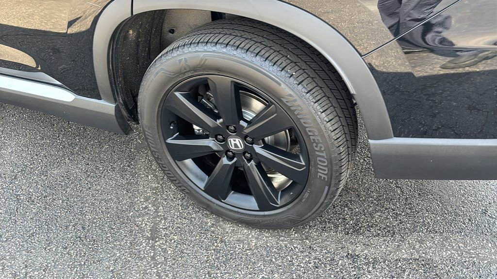 Certified 2024 Honda Pilot Elite image 9